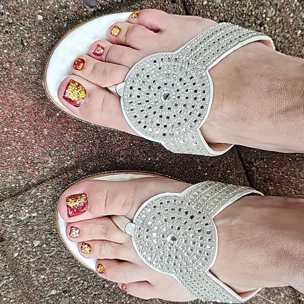 Verano Rio Flip Flop Sandals Off White Sparkly Rhinestones Women's Size 8